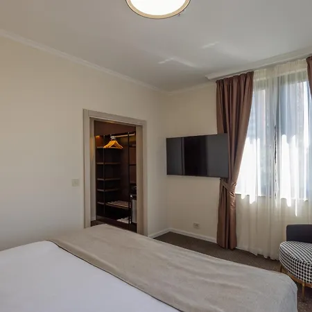 Nobel West Hotel Belgrad